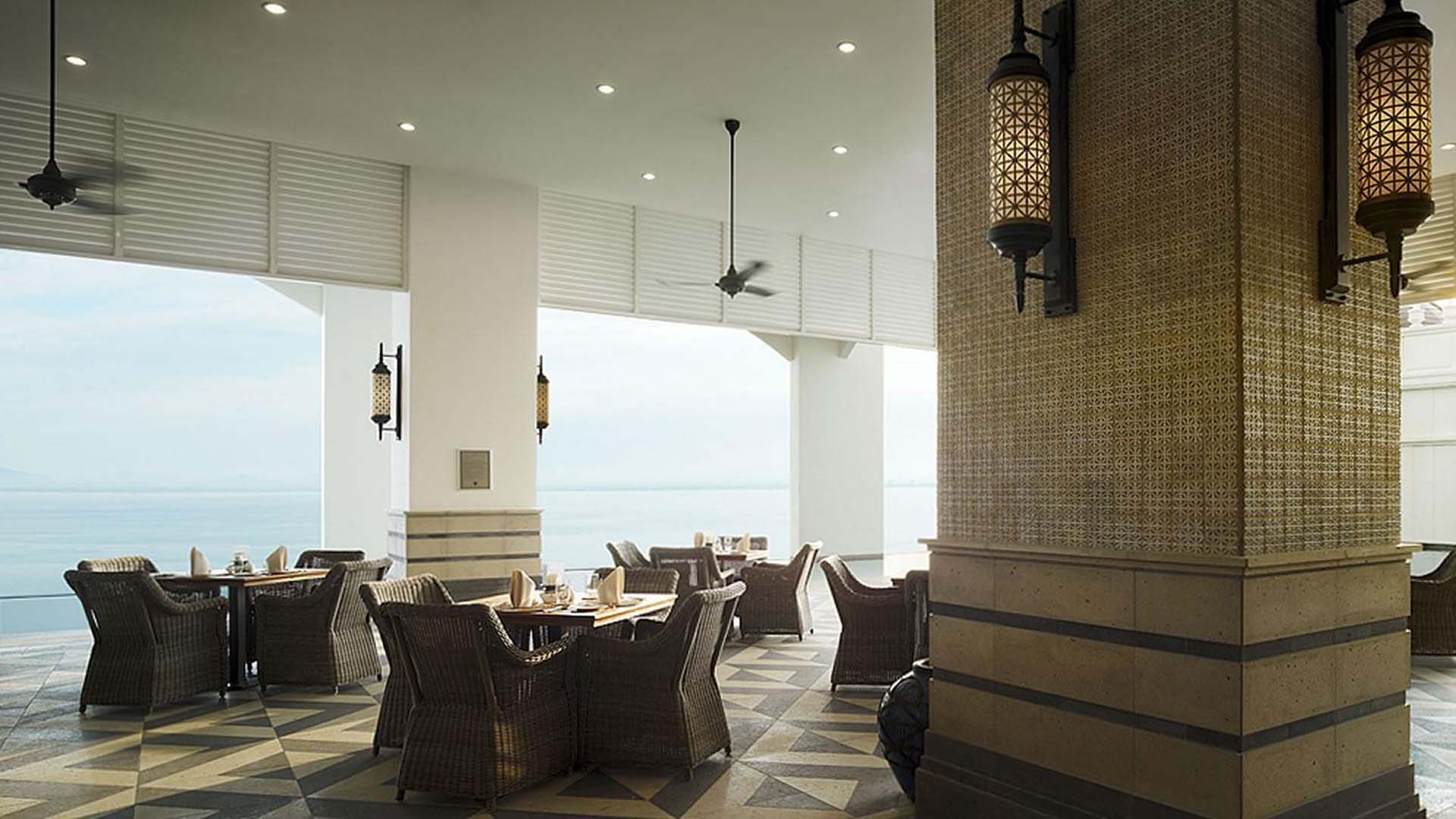 Eastern & Oriental Hotel feature