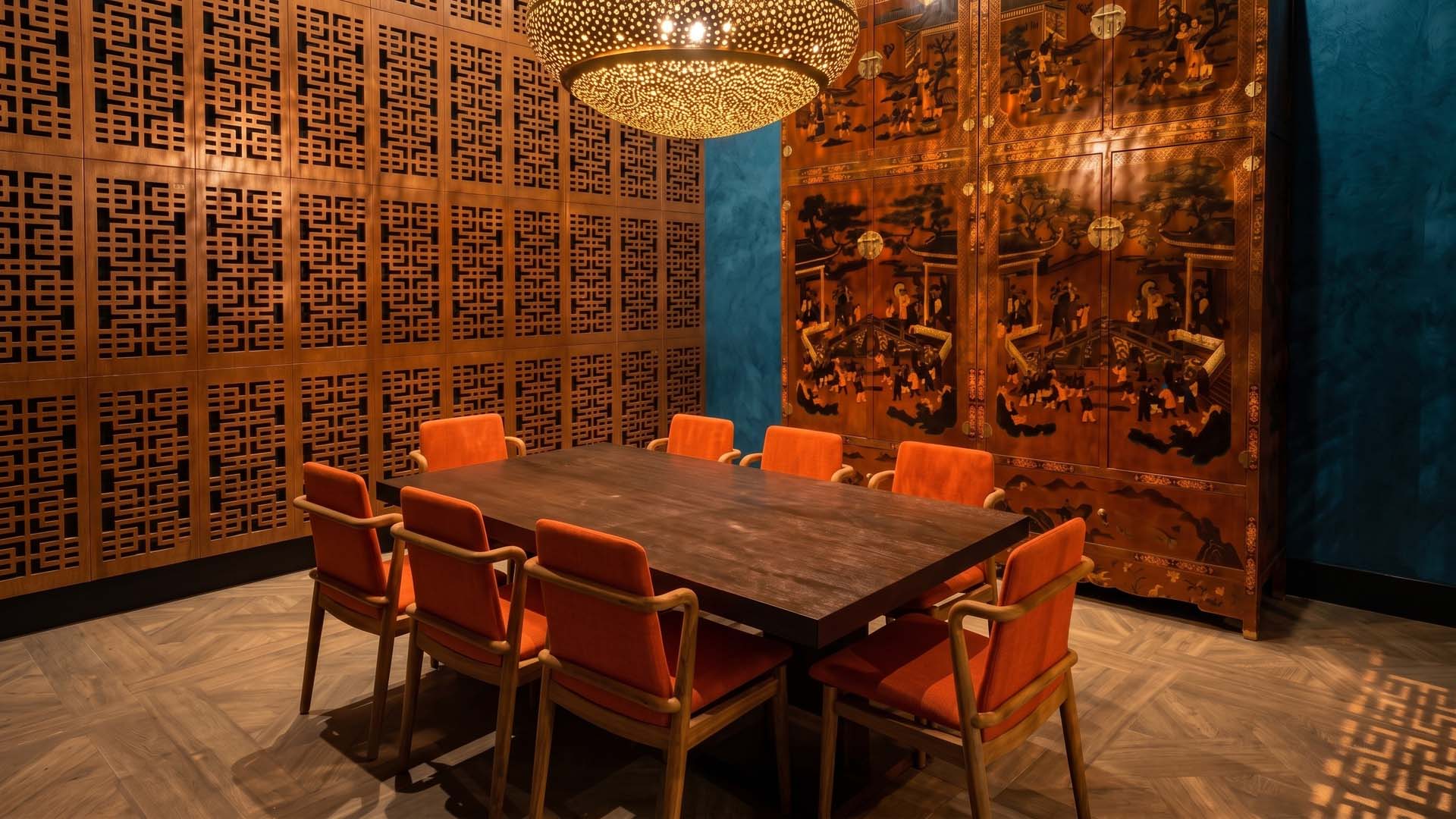Hilton Hotel - Zemi Restaurant feature